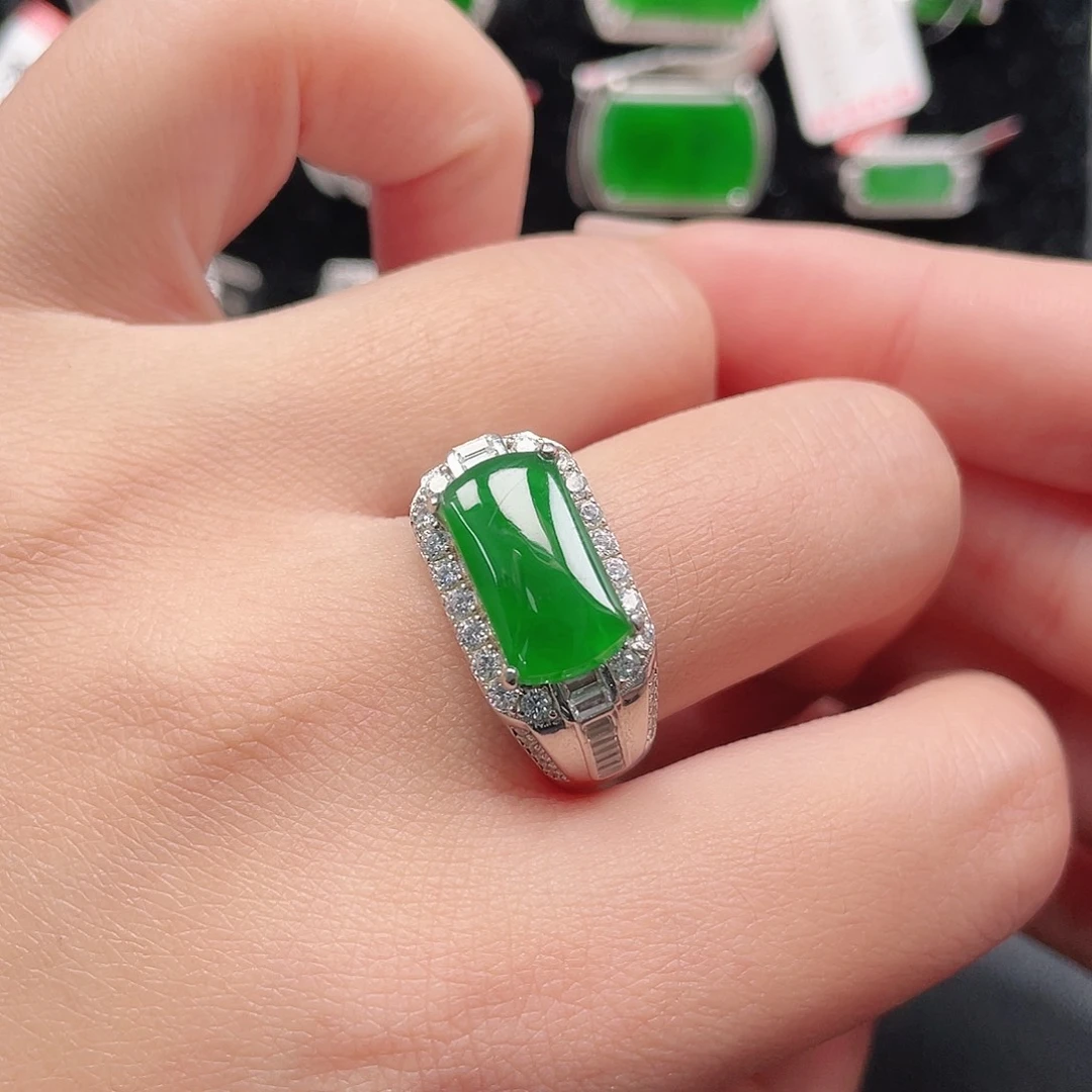 翡翠银S925镶嵌戒指没有运费险0058