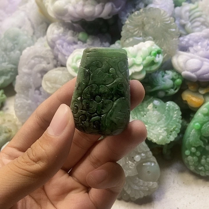 定制翡翠未镶嵌天然翡翠