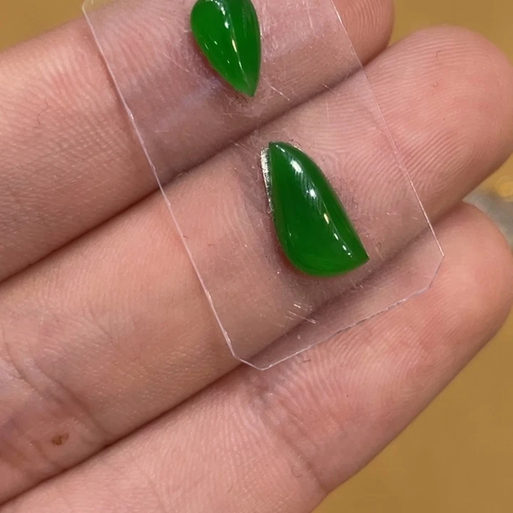 定制翡翠未镶嵌随行