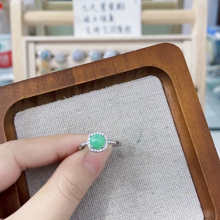 翡翠未镶嵌颈饰天然翡翠Ａ货