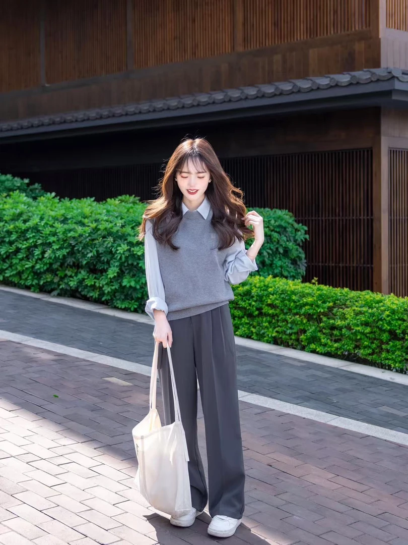 【悠长假期】慵懒风时尚套装灰色衬衫马甲上衣高腰灰色西装直筒裤