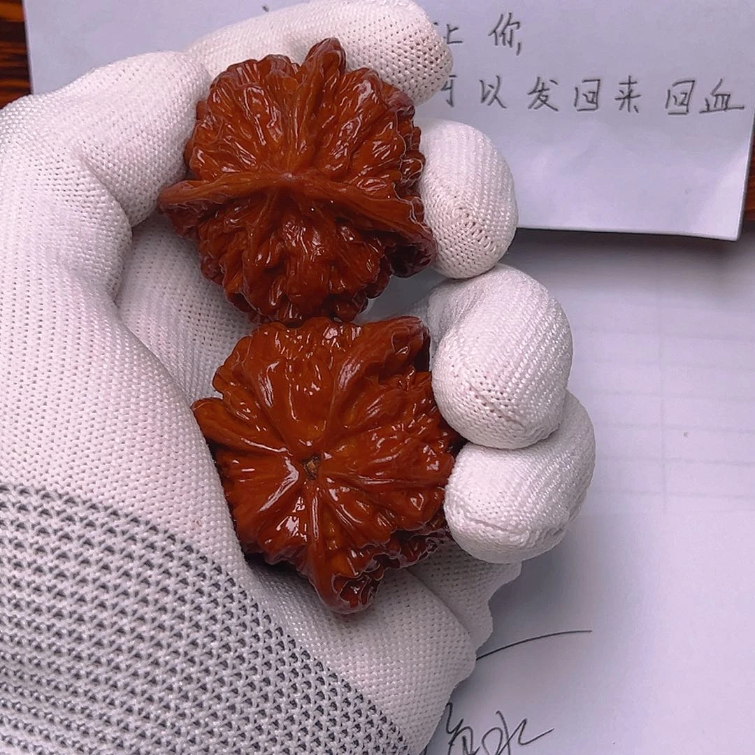 海***水木质文玩核桃三棱