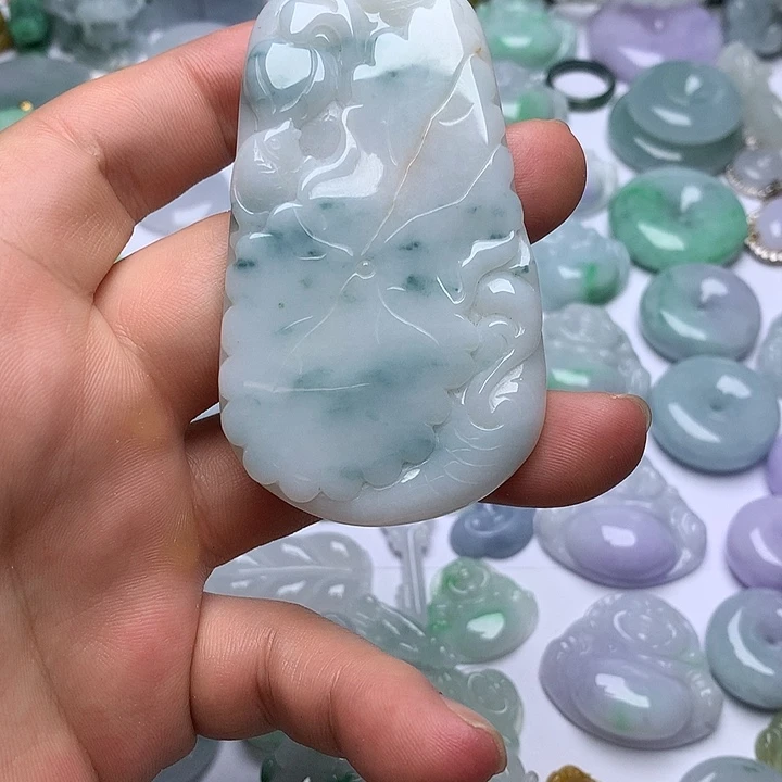 翡翠未镶嵌颈饰天然翡翠