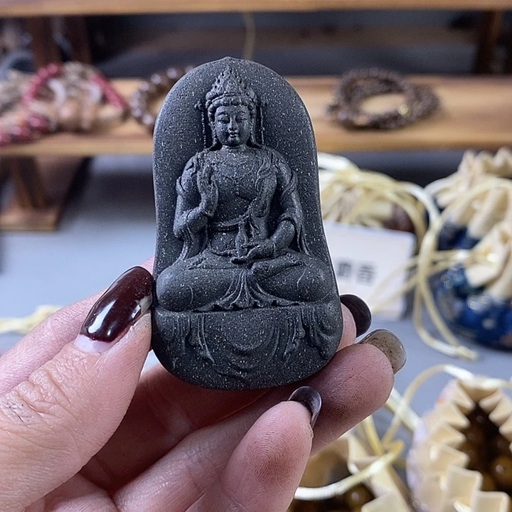 泥塑瑕疵黑龙观音吊坠