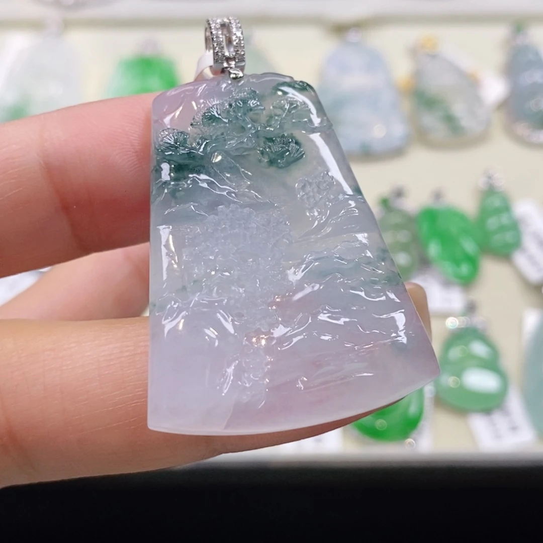 翡翠18K金镶嵌颈饰缅甸天然a货翡翠