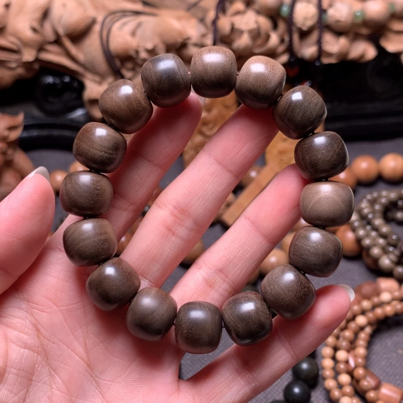 【闪购商品】檀香木手串/手链水**卡13*14阴沉