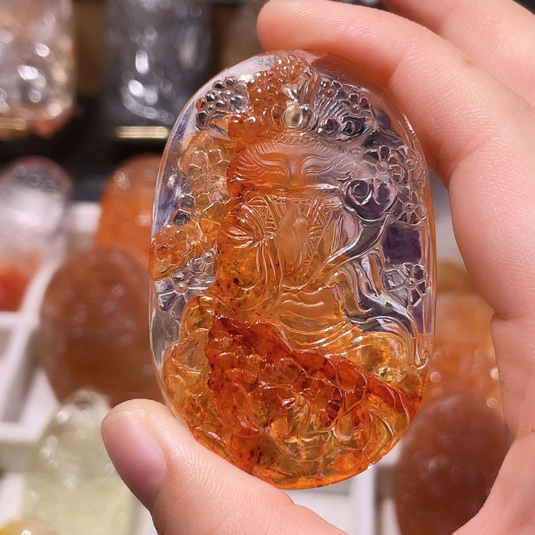 未镶嵌颈饰水晶?**?芬达