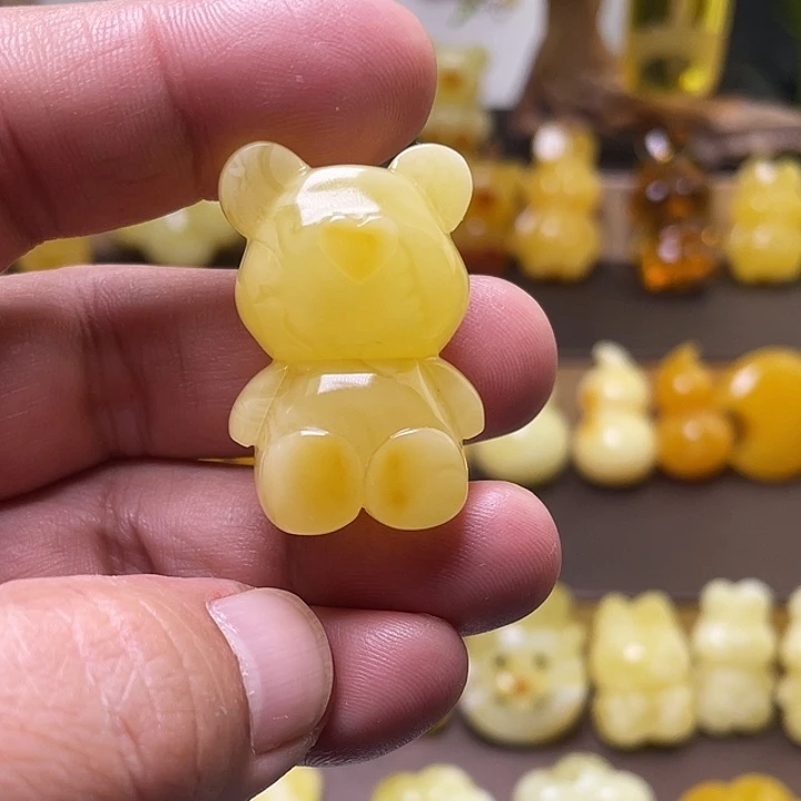 琥珀未镶嵌裸石吊坠