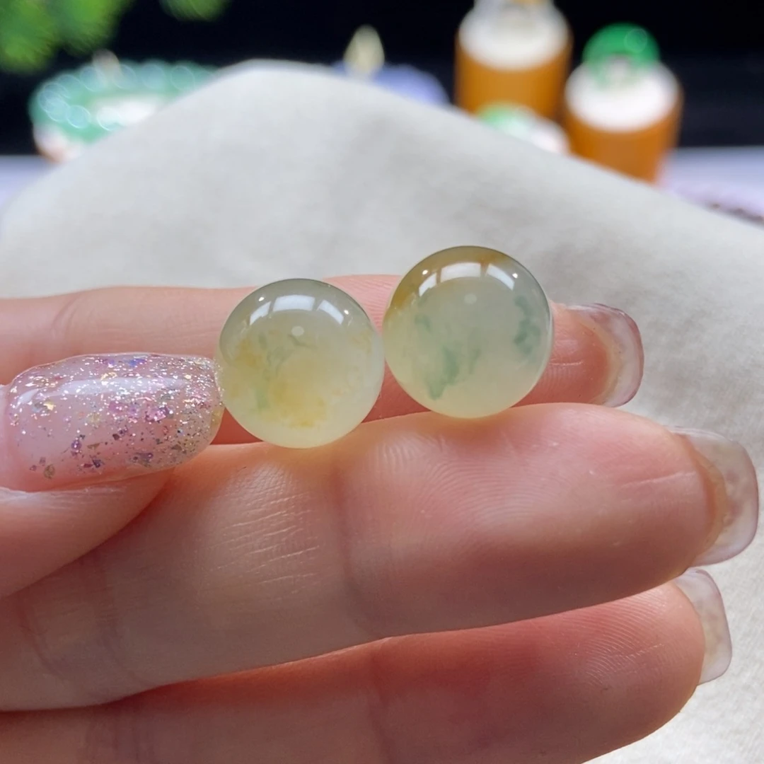 翡翠颈饰未镶嵌雪梨黄飘花圆珠12.3mm