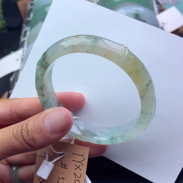 翡翠未镶嵌手镯天然翡翠手镯