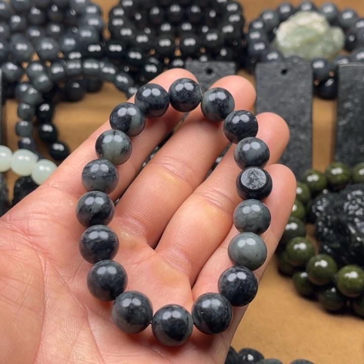 和田玉未镶嵌手串