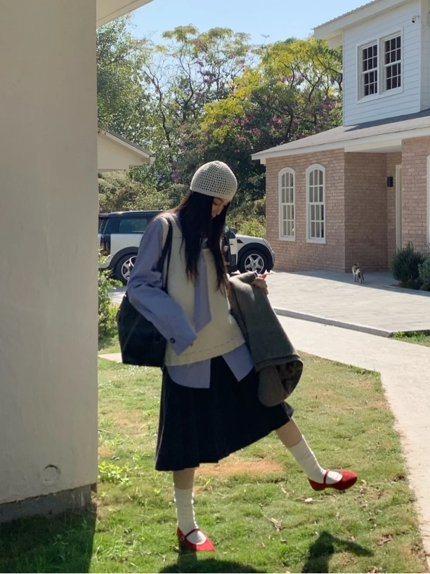 挚爱月光～韩系简约百搭软呼呼白色无袖毛衣背心显瘦时尚宽松叠穿