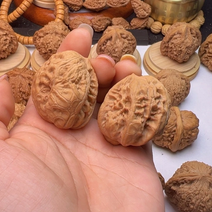 文玩核桃把件南疆一帆风顺