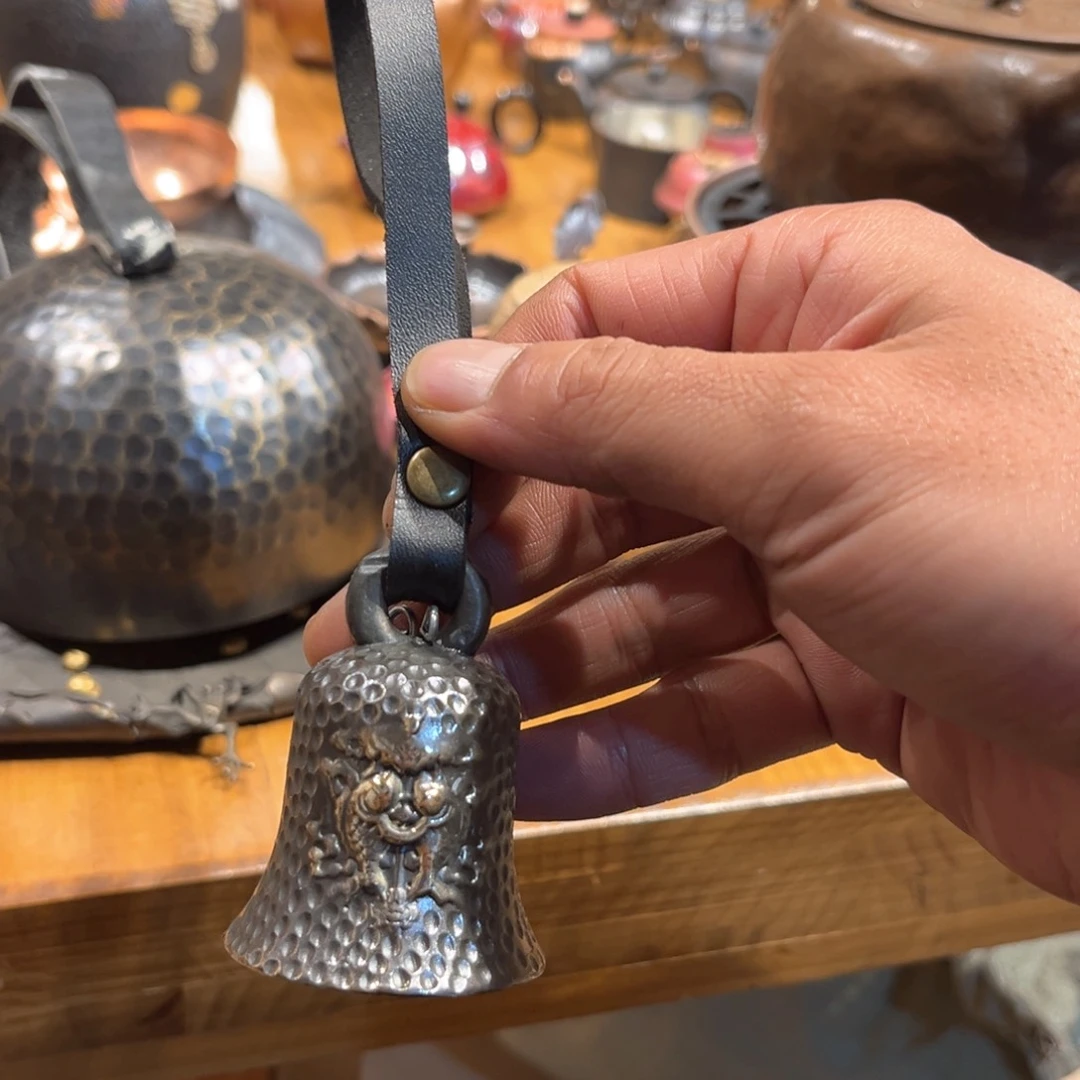 锤点小驼铃手工锻打工艺