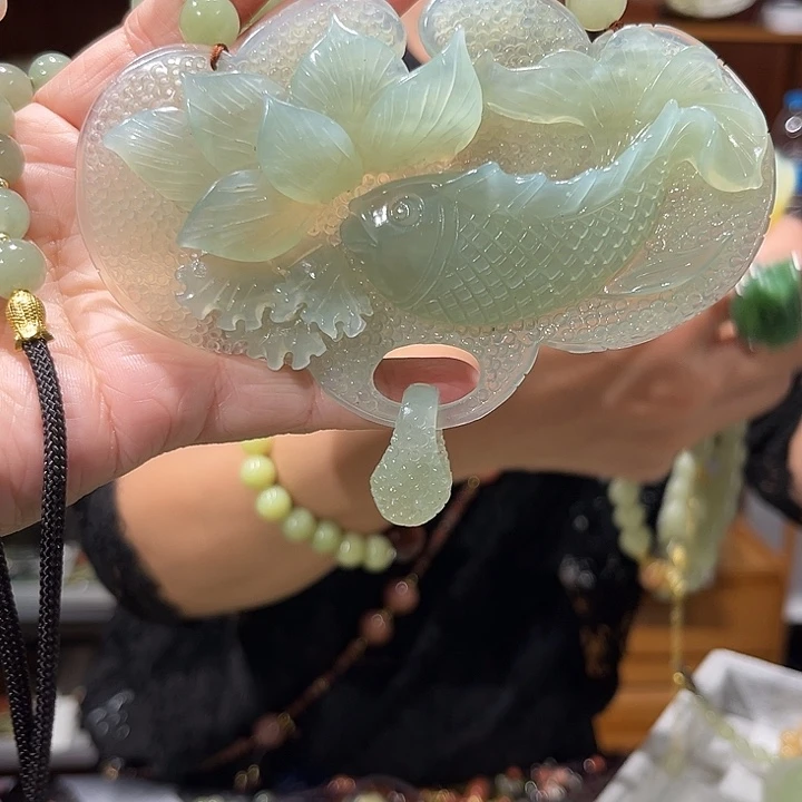 未镶嵌岫玉毛衣链