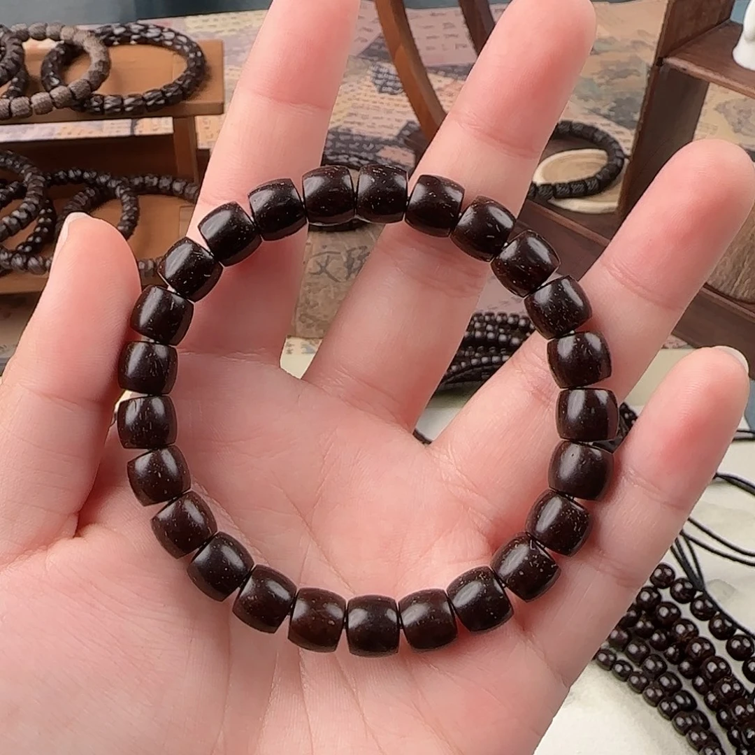 椰蒂吊坠9*8直切手串