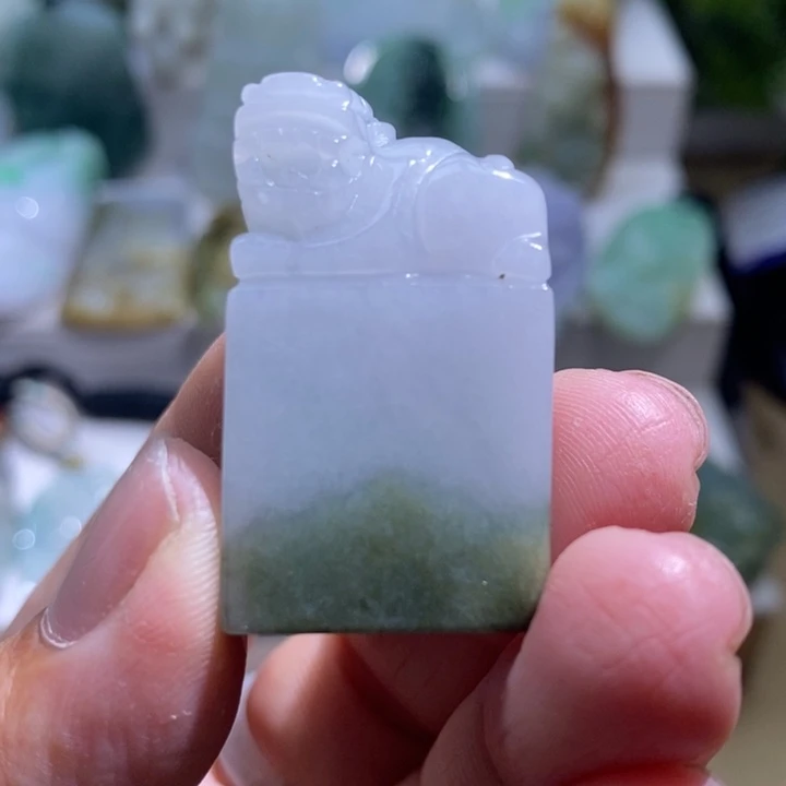 【闪购商品】颈饰未镶嵌翡翠印章