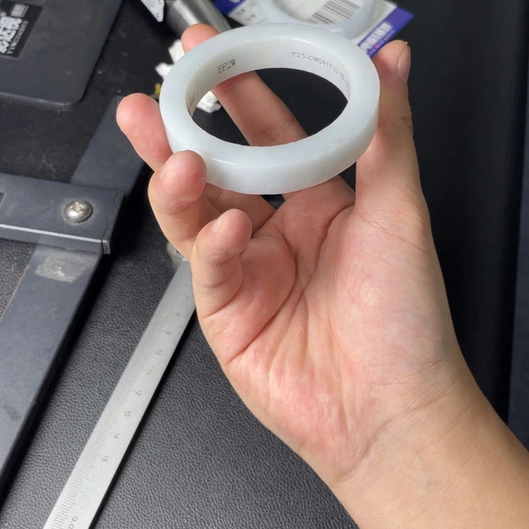 定制翡翠未镶嵌手镯定制翡翠