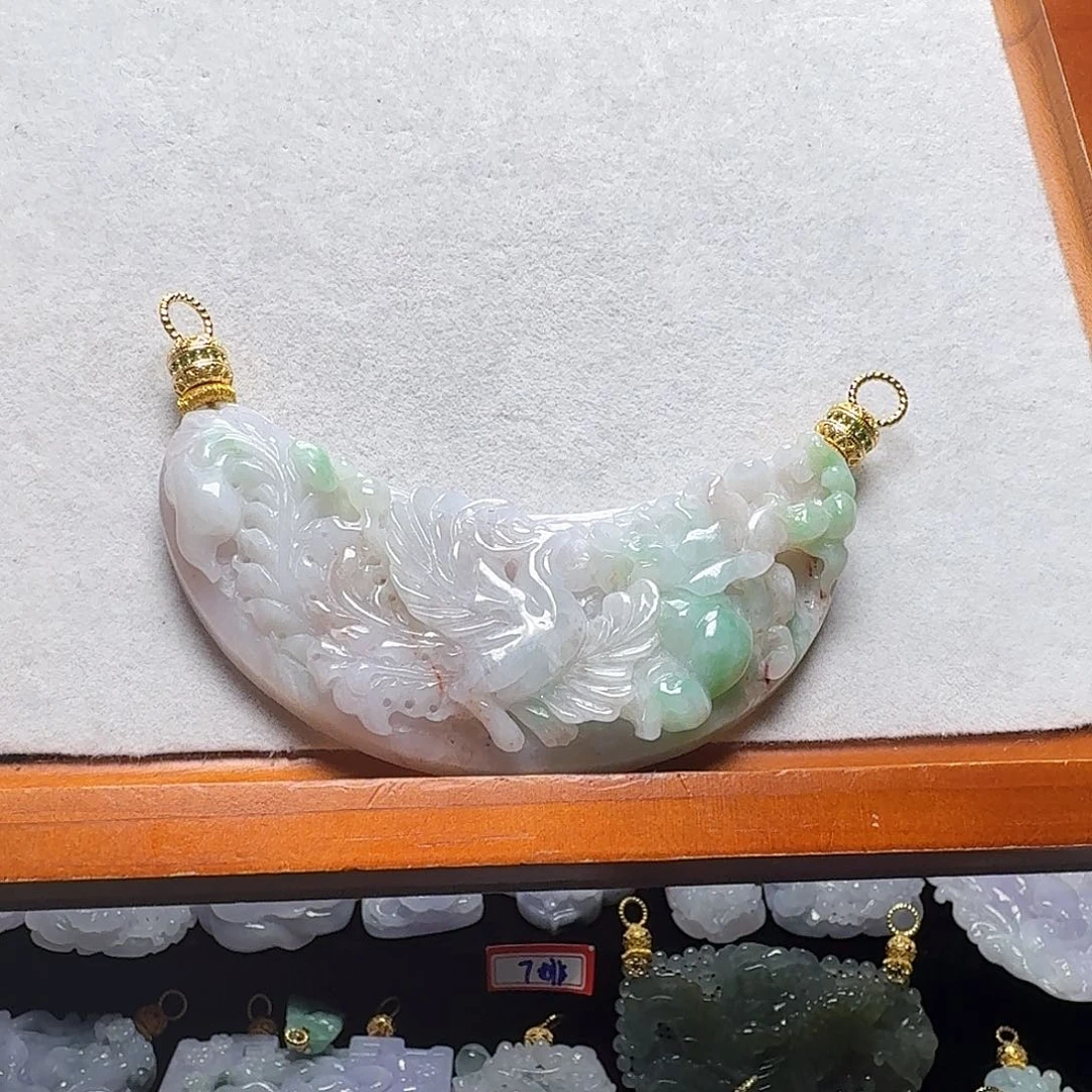 吊坠(赠链)未镶嵌翡翠