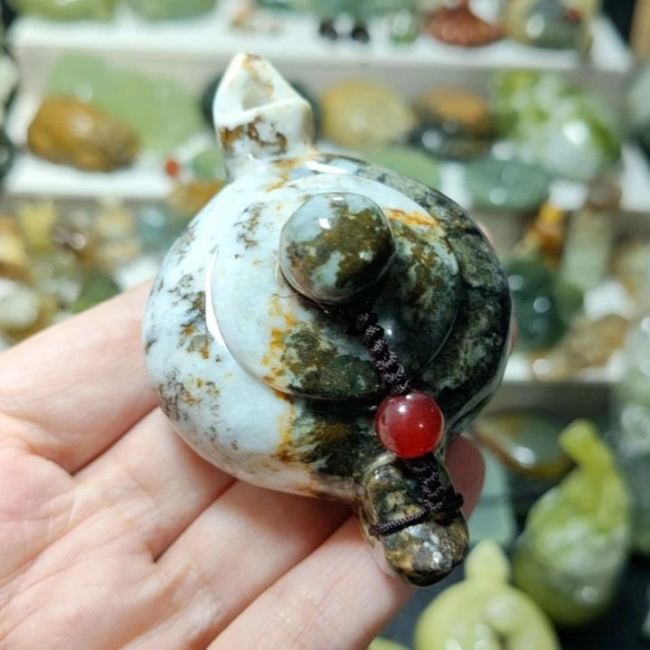 岫玉把把胡未镶嵌