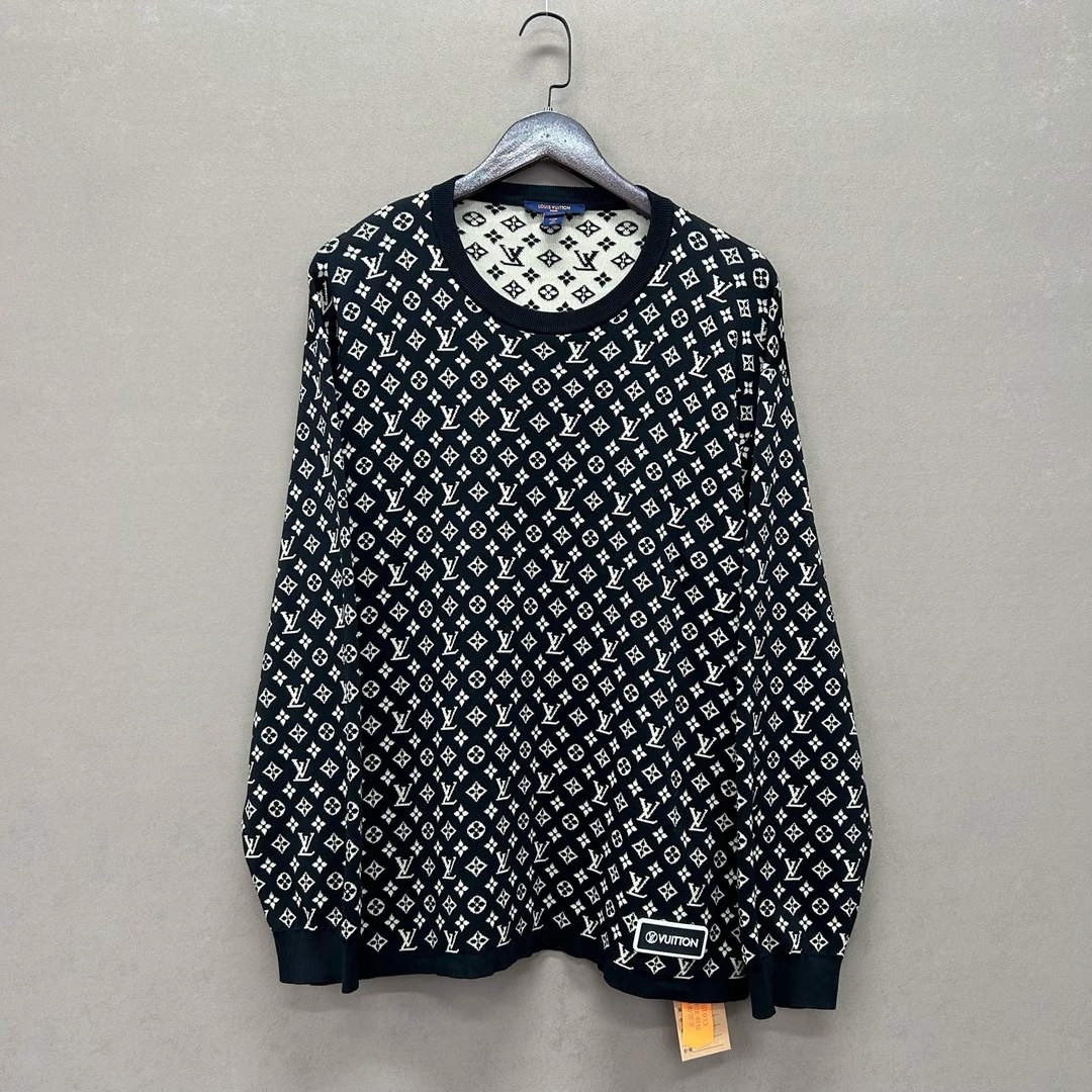 99新 LouisVuitton/路易威登 黑色老花满logo针织衫 L码 cl01557