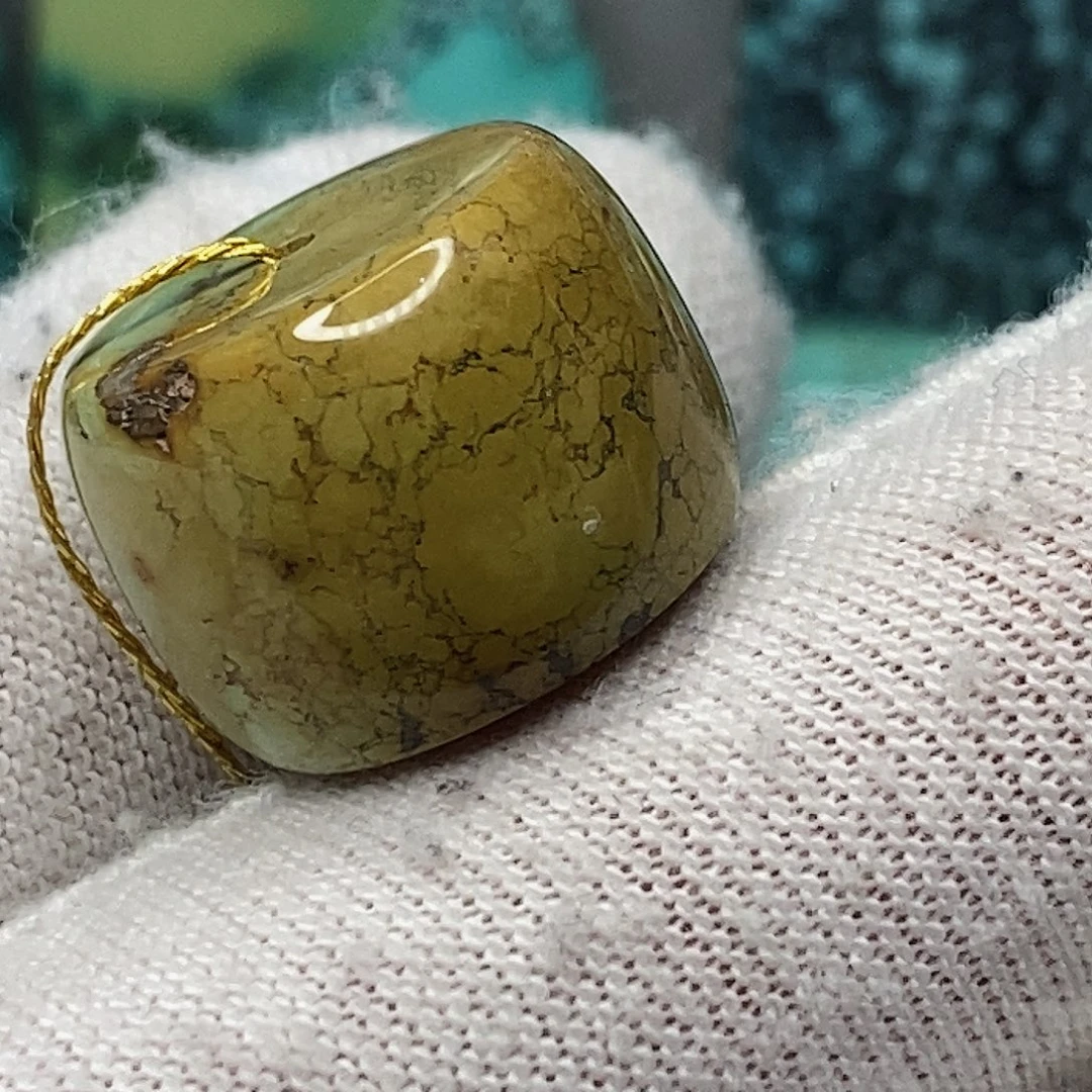 绿松石未镶嵌天然原矿 带武汉地大证书