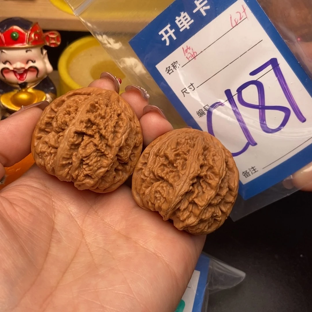 桃核吊坠核桃粗筋