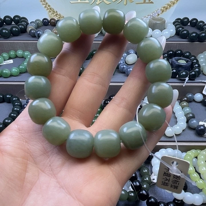 和田玉未镶嵌手串