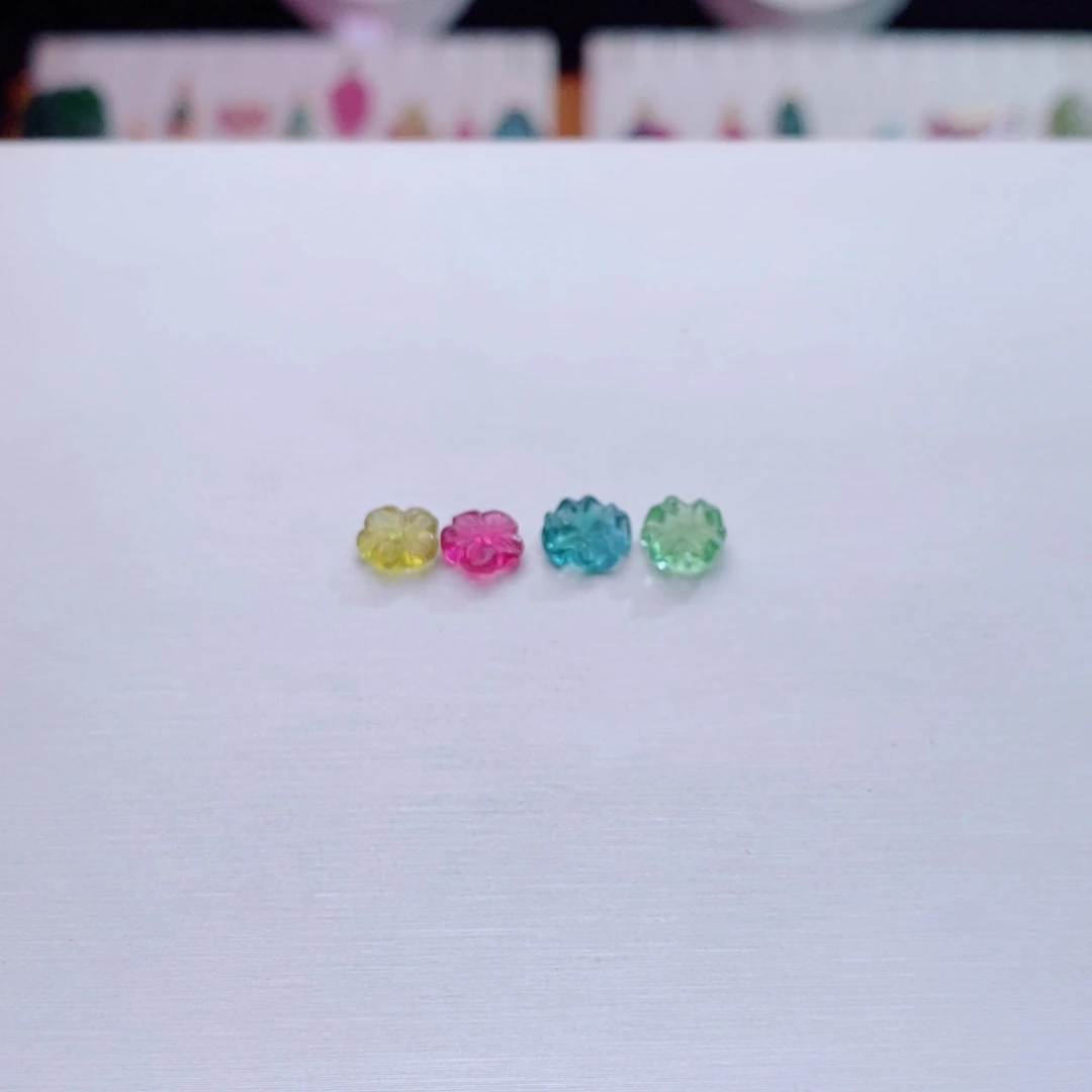 裸珠未镶嵌碧玺花花