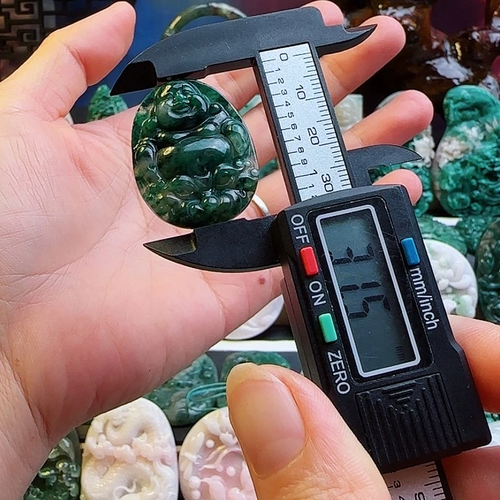 未镶嵌独山玉颈饰