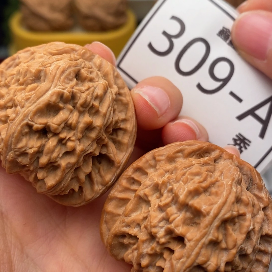 把件文玩核桃白狮子42……