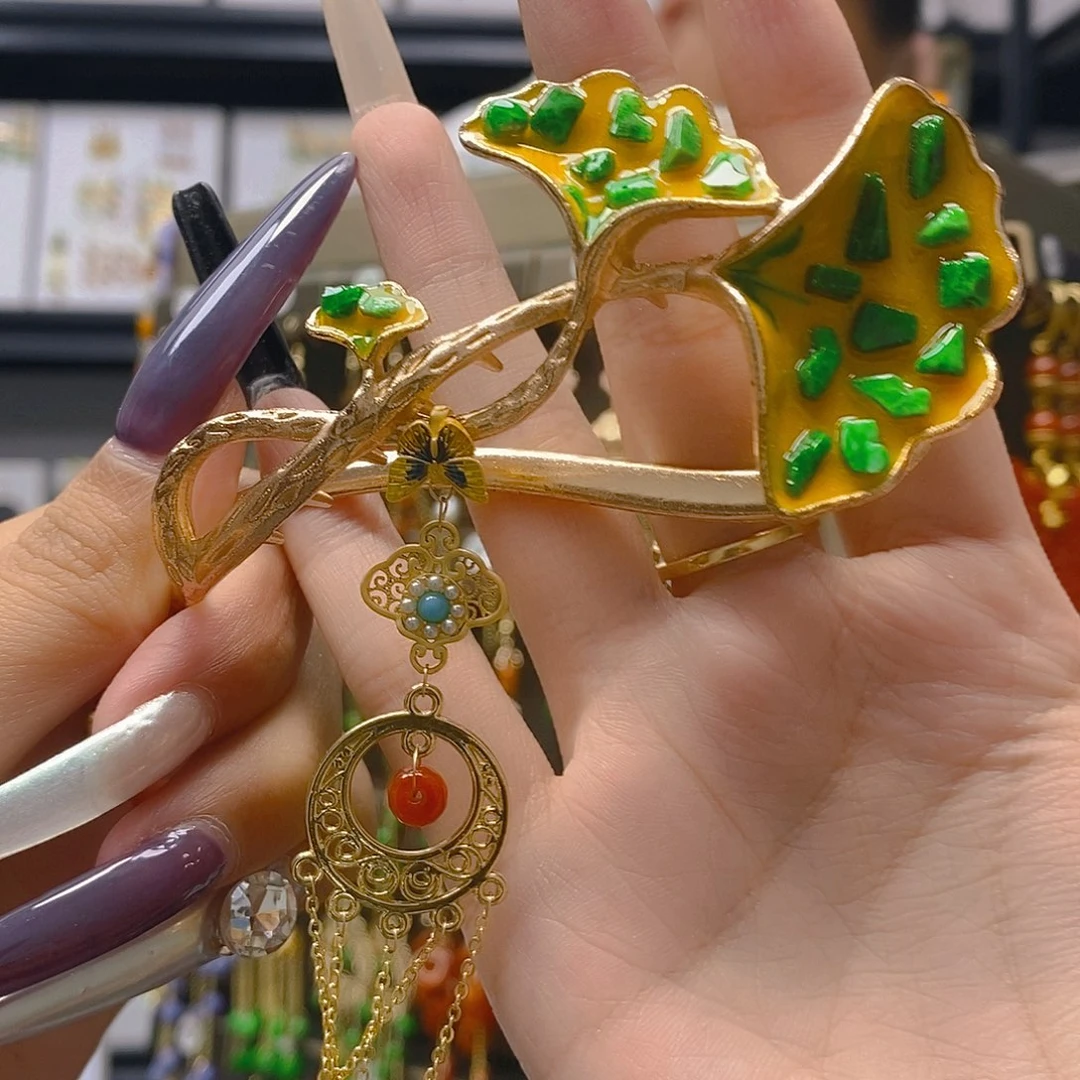 翡翠合金耳饰翡翠