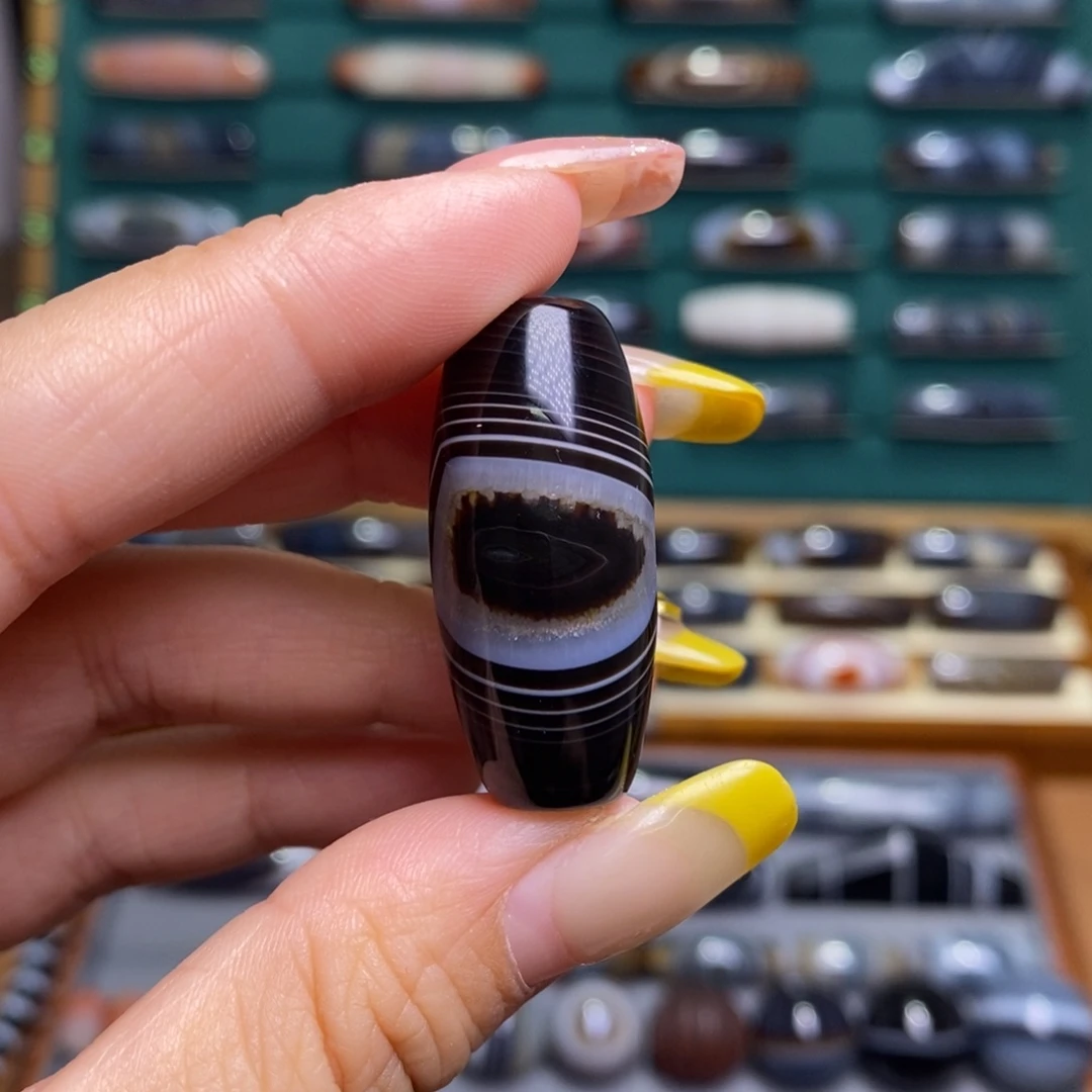 玛瑙/玉髓未镶嵌珠宝半成品