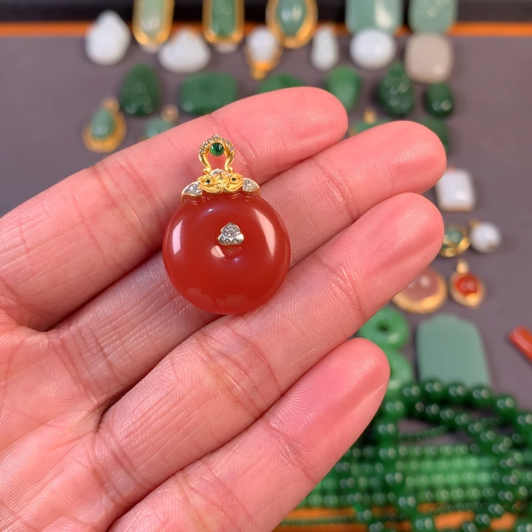 南红玛瑙颈饰18K金镶嵌森***许