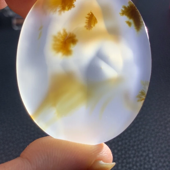 昨***风玛瑙/玉髓未镶嵌颈饰