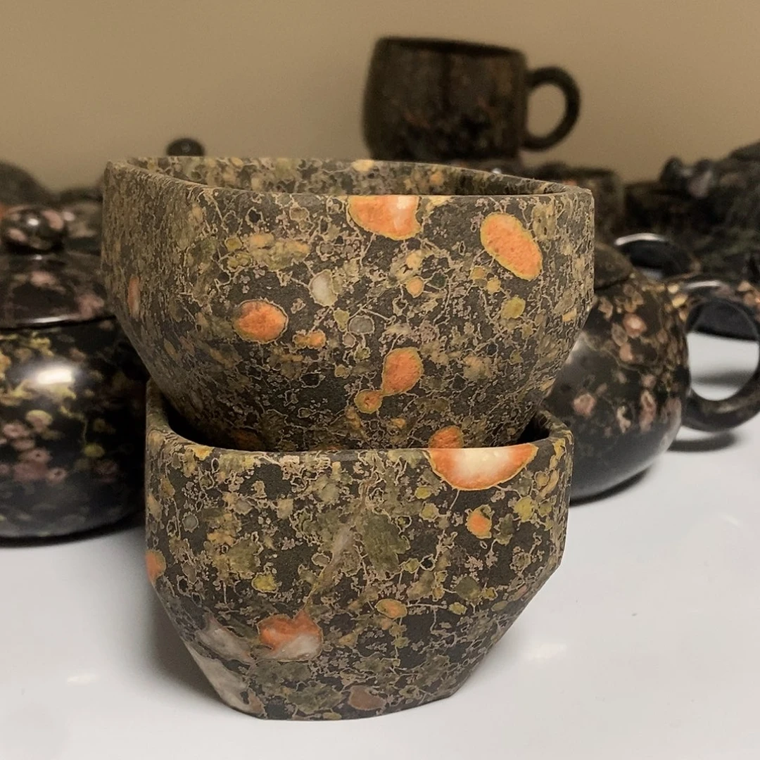 豫石匠梅花玉安山玉炸炸炸！一对