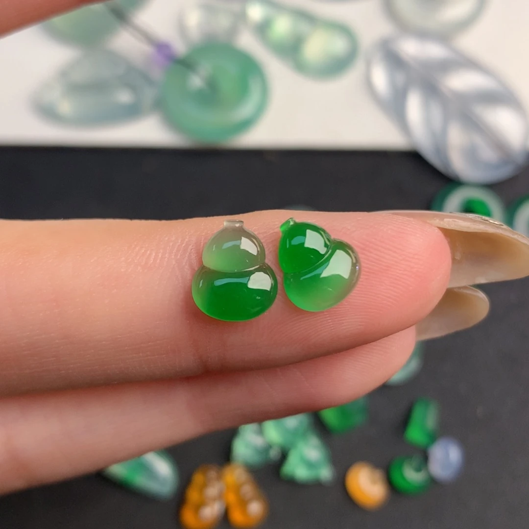 翡翠裸石8.47/7.24/2.03