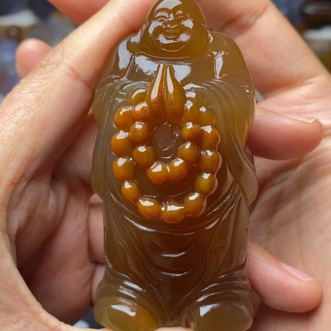 陆***告玛瑙/玉髓未镶嵌把件