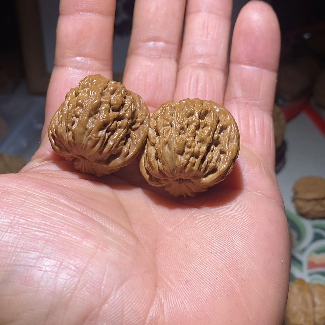 文玩核桃把件32尺四座楼