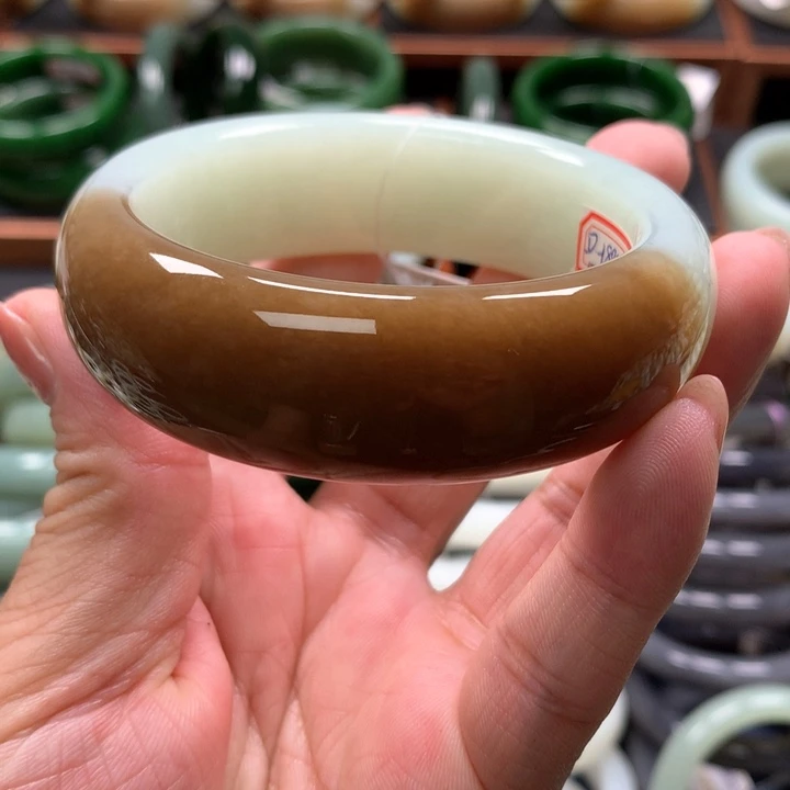 【闪购商品】未镶嵌手镯和田玉