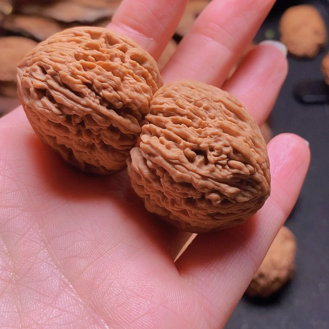 核桃手串/手链x*x32拉丝凹底有黄