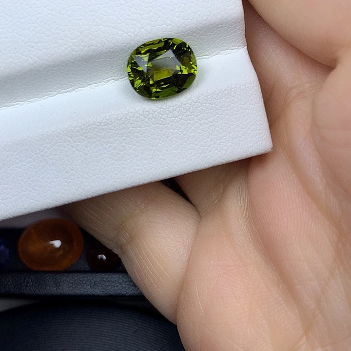 裸石碧玺未镶嵌3.5ct绿碧玺