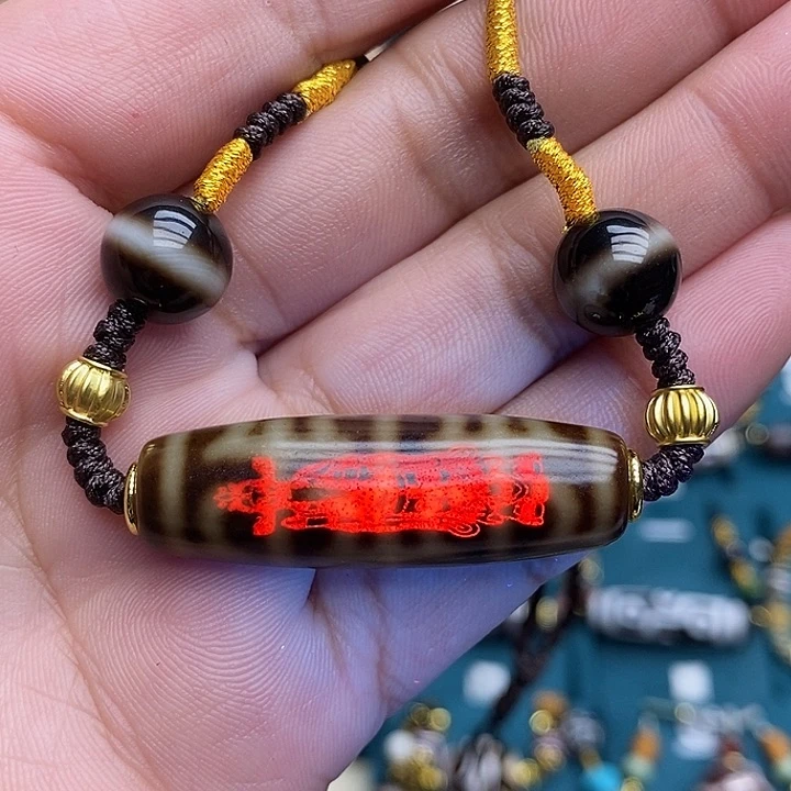 玛瑙/玉髓合金颈饰