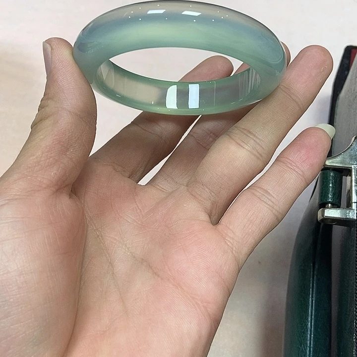 玛瑙/玉髓手镯未镶嵌飘*678