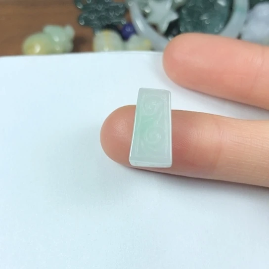 翡翠未镶嵌颈饰缅甸A货，每天1点半开播