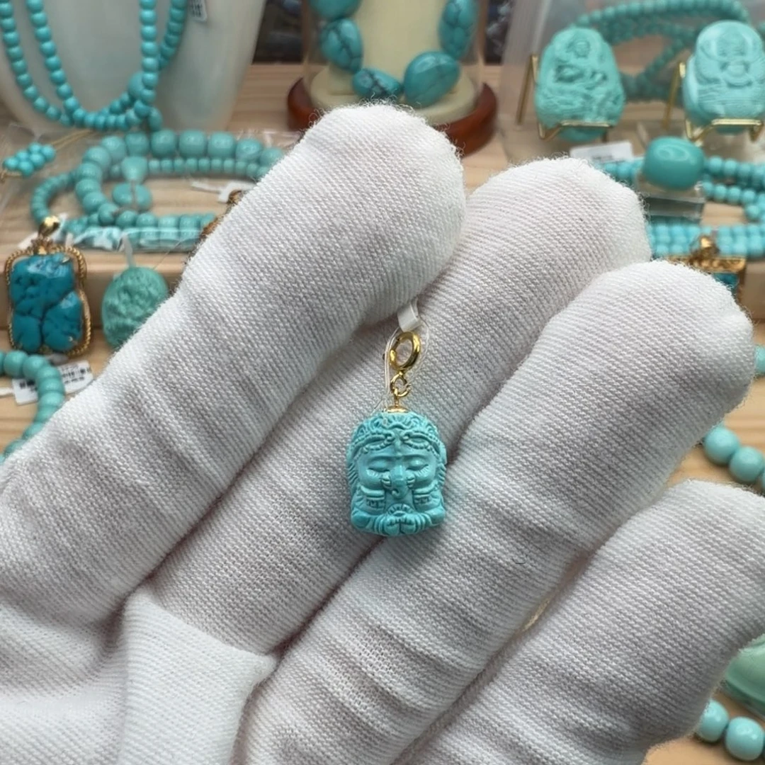 绿松石未镶嵌珠宝奇石