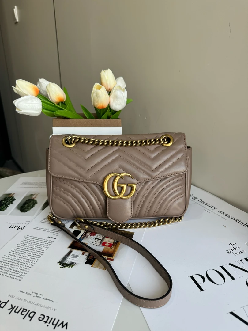 99新 GUCCI/古驰 古驰/Gucci 中号奶茶色马蒙26