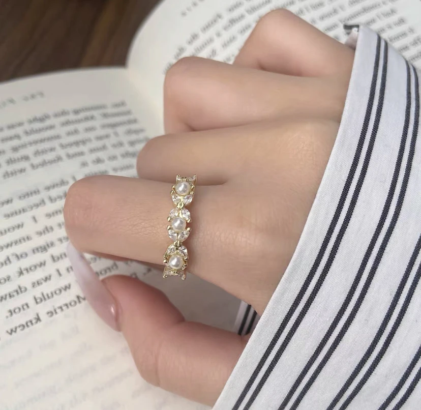 合金锆石戒指 ELYSIUM 轻奢时尚气质百搭戒指（6055）