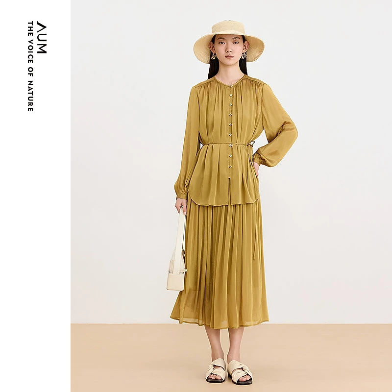 AUM噢姆夏季休闲气质宽松显瘦收腰褶皱纯色衬衫M1EG23309