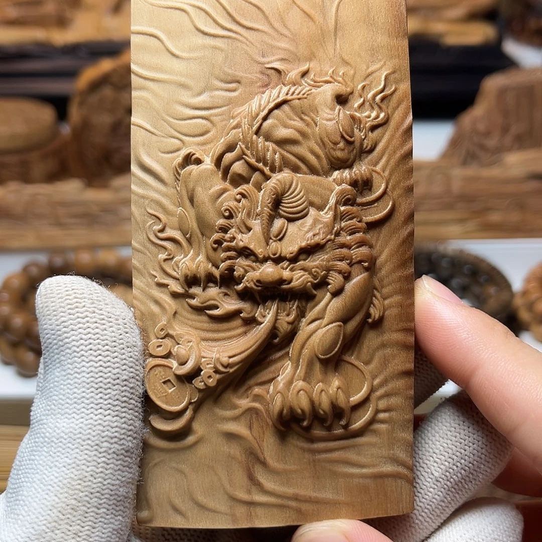 疯***头檀香木老山檀老料貔恘手把件